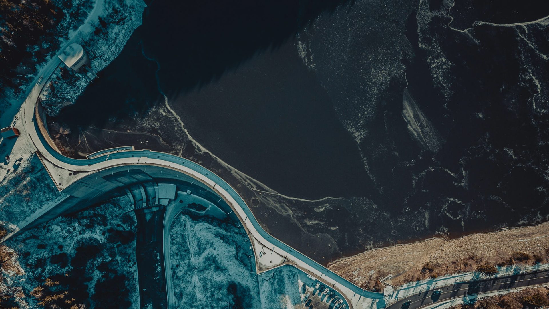 VEO_Annual-report-2025_cover_web